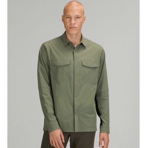 Lululemon double pocket LS Overshirt - Men’s medium